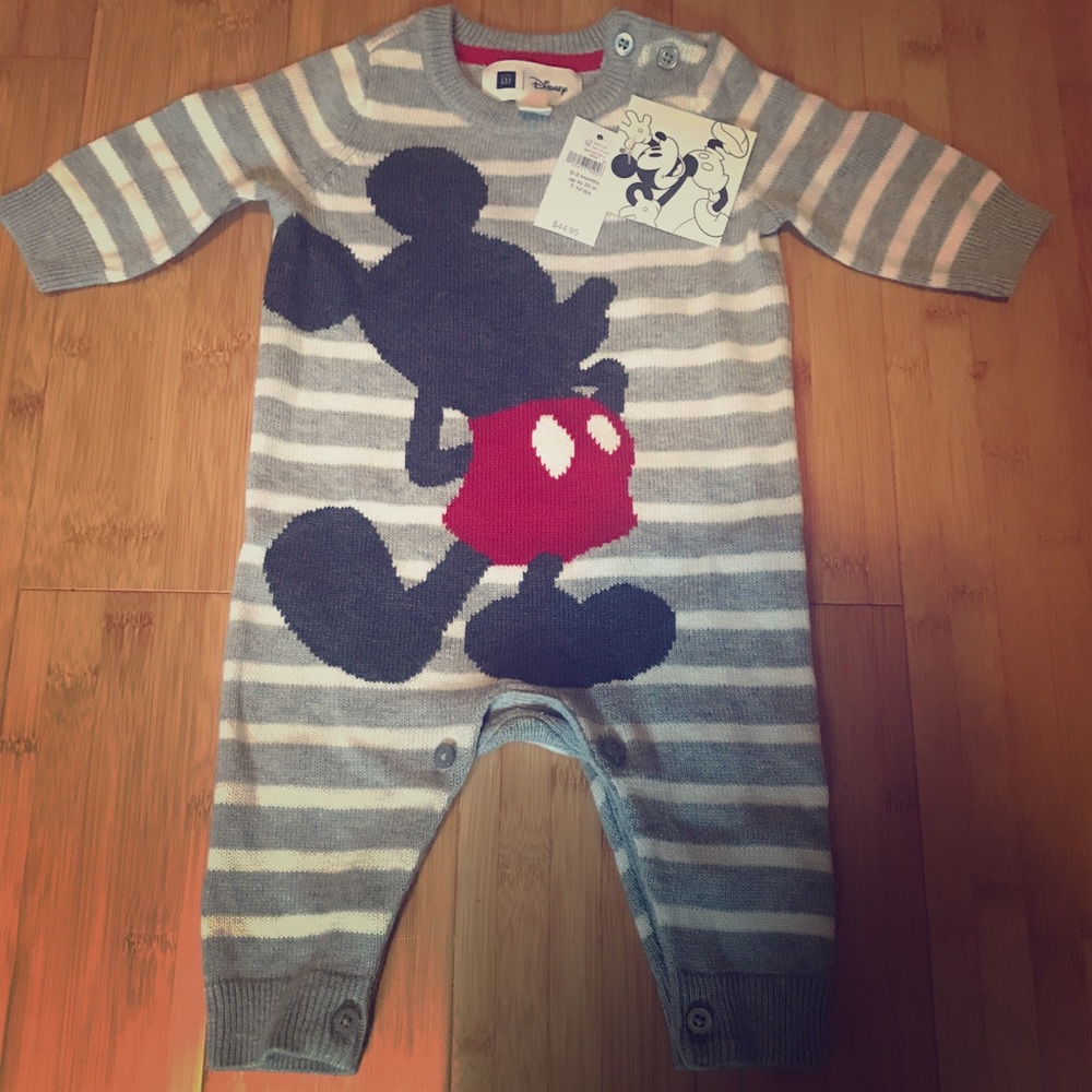 GAP Disney Mickey Mouse Sweater One-piece 0-3mths